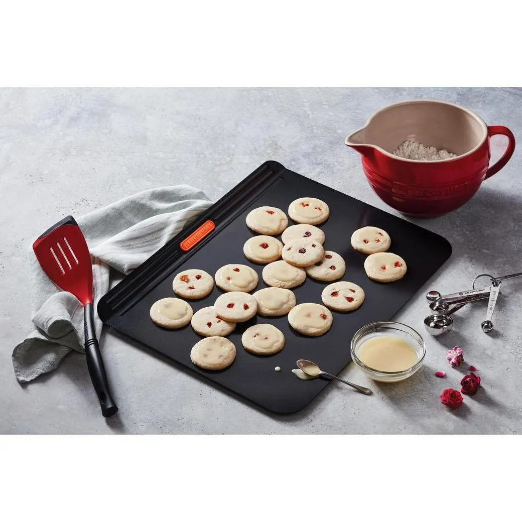 Le Creuset Revolution Bi-Material Slotted Turner